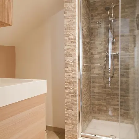 Apartment Private - Rue Cler - Eiffel Tower *